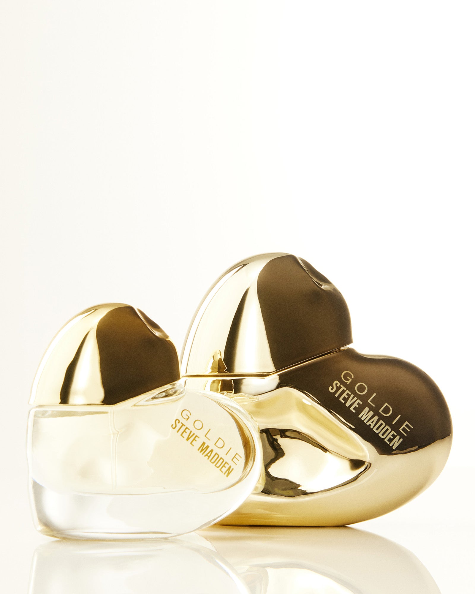 SM_2023_GOLDIE_FRAGRANCE_STILL_0148_d080be86-9f23-4698-bed1-448b3c244f2e.jpg