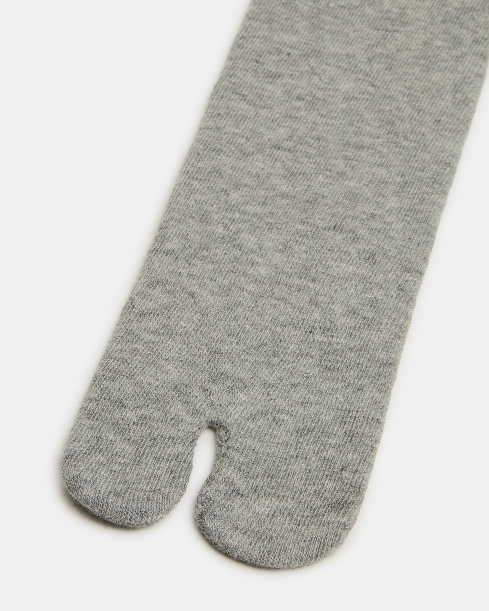STEVEMADDEN_ACCESSORIES_L-CALI_GREY_03.jpg
