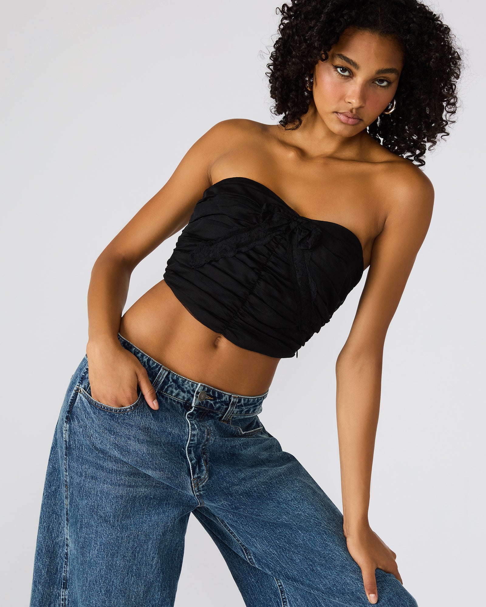 STEVEMADDEN_APPAREL_BP404829_BLACK_0529_HERO.jpg