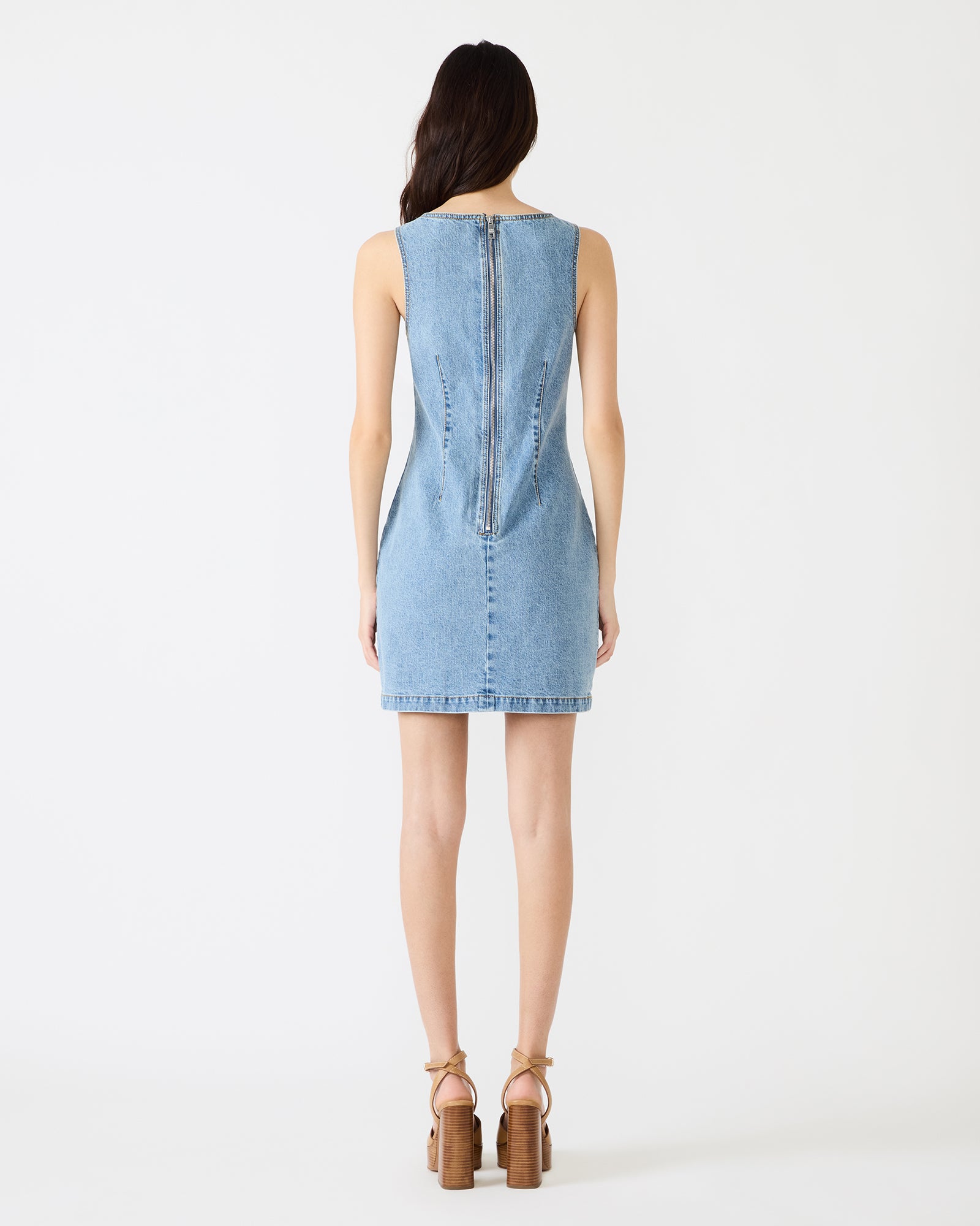 STEVEMADDEN_APPAREL_BP408893_CHLOE-WASH_05.jpg