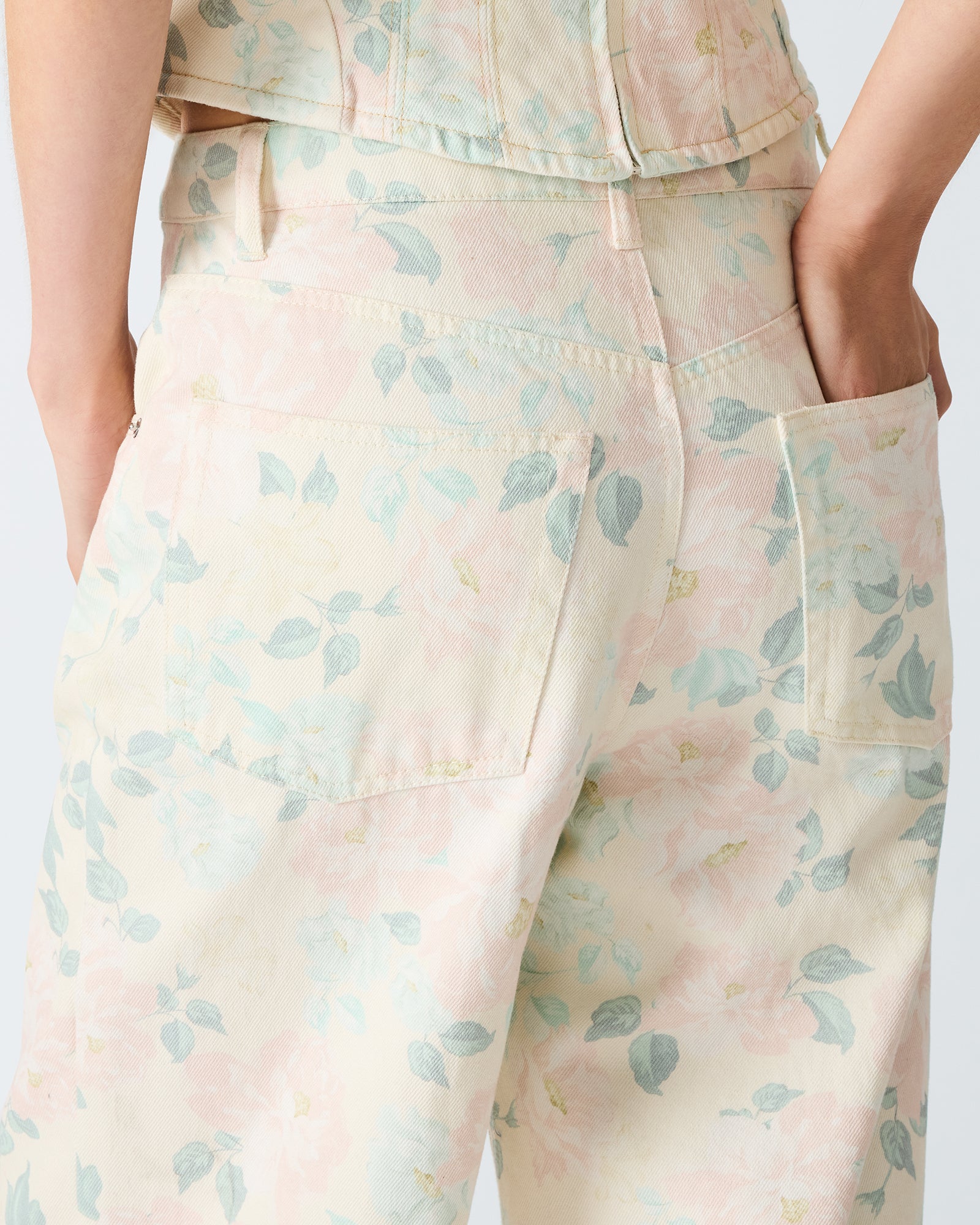 STEVEMADDEN_APPAREL_SA06338_PEACH-BEIGE_04_0d8004de-4828-4514-83be-567f0462eba5.jpg