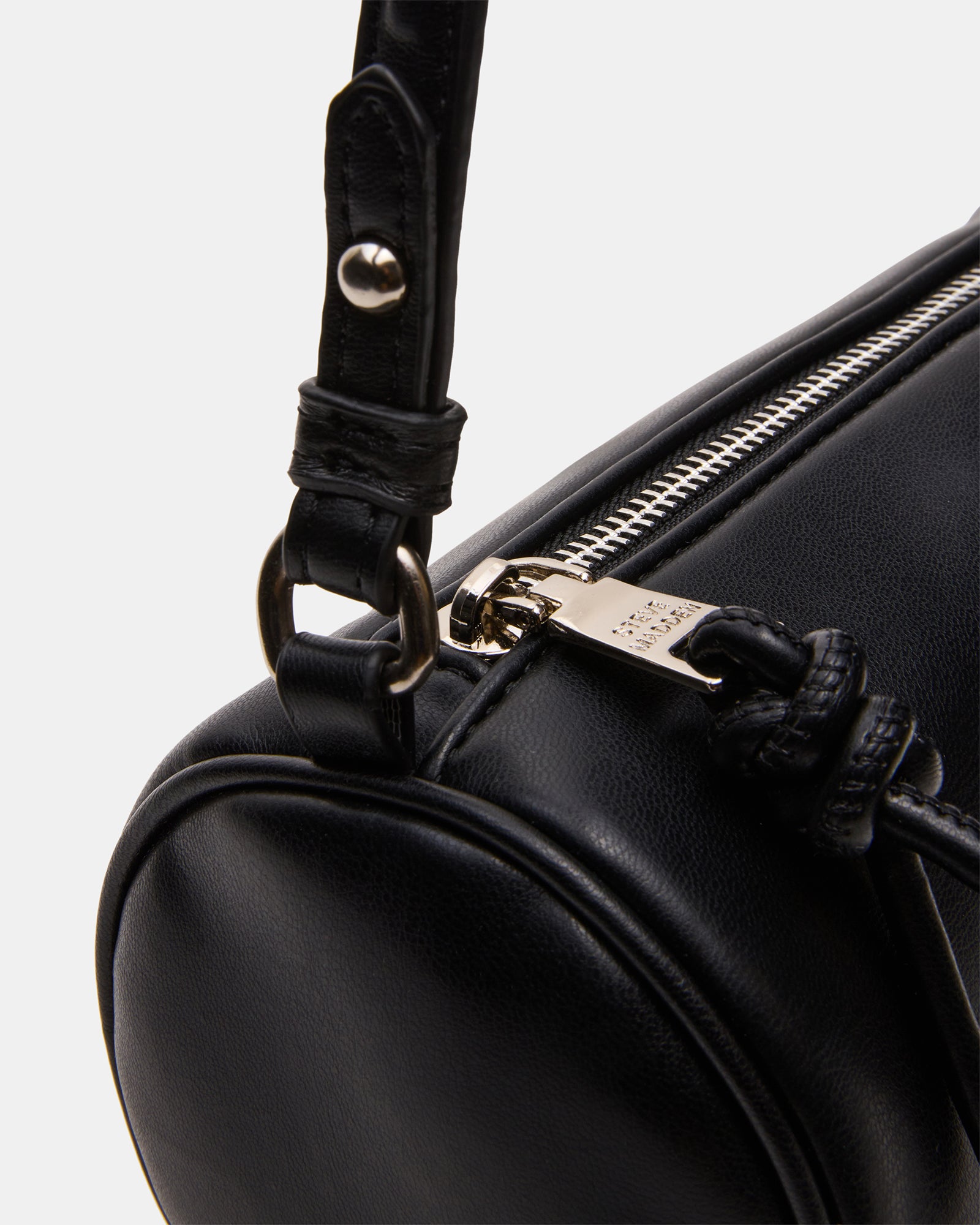 STEVEMADDEN_HANDBAGS_BPRIYA_BLACK_05.jpg