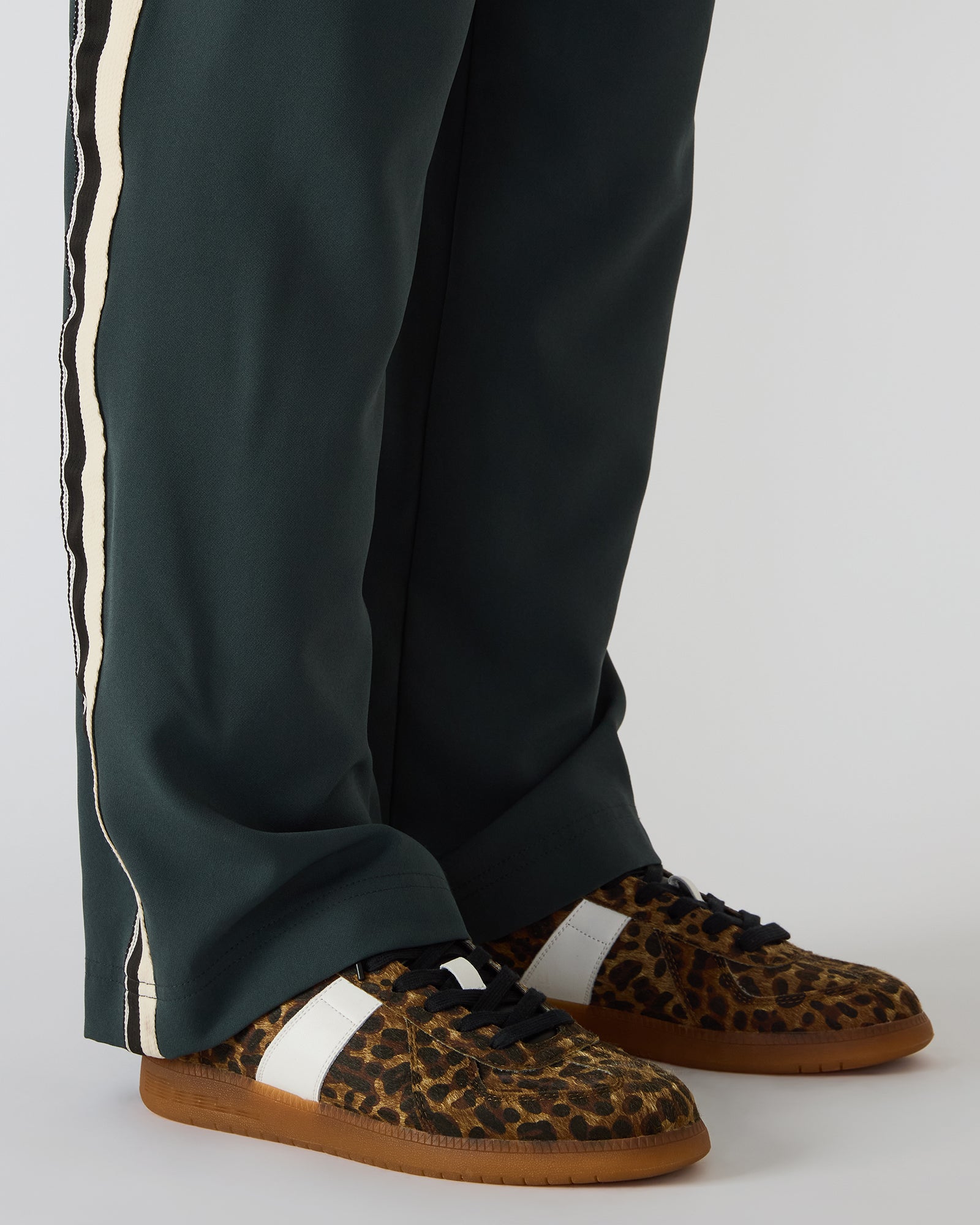 STEVEMADDEN_MENS_DIXON_LEOPARD_4828_a7c97612-8f8d-43ab-9dc5-f2a2ce3f4339.jpg
