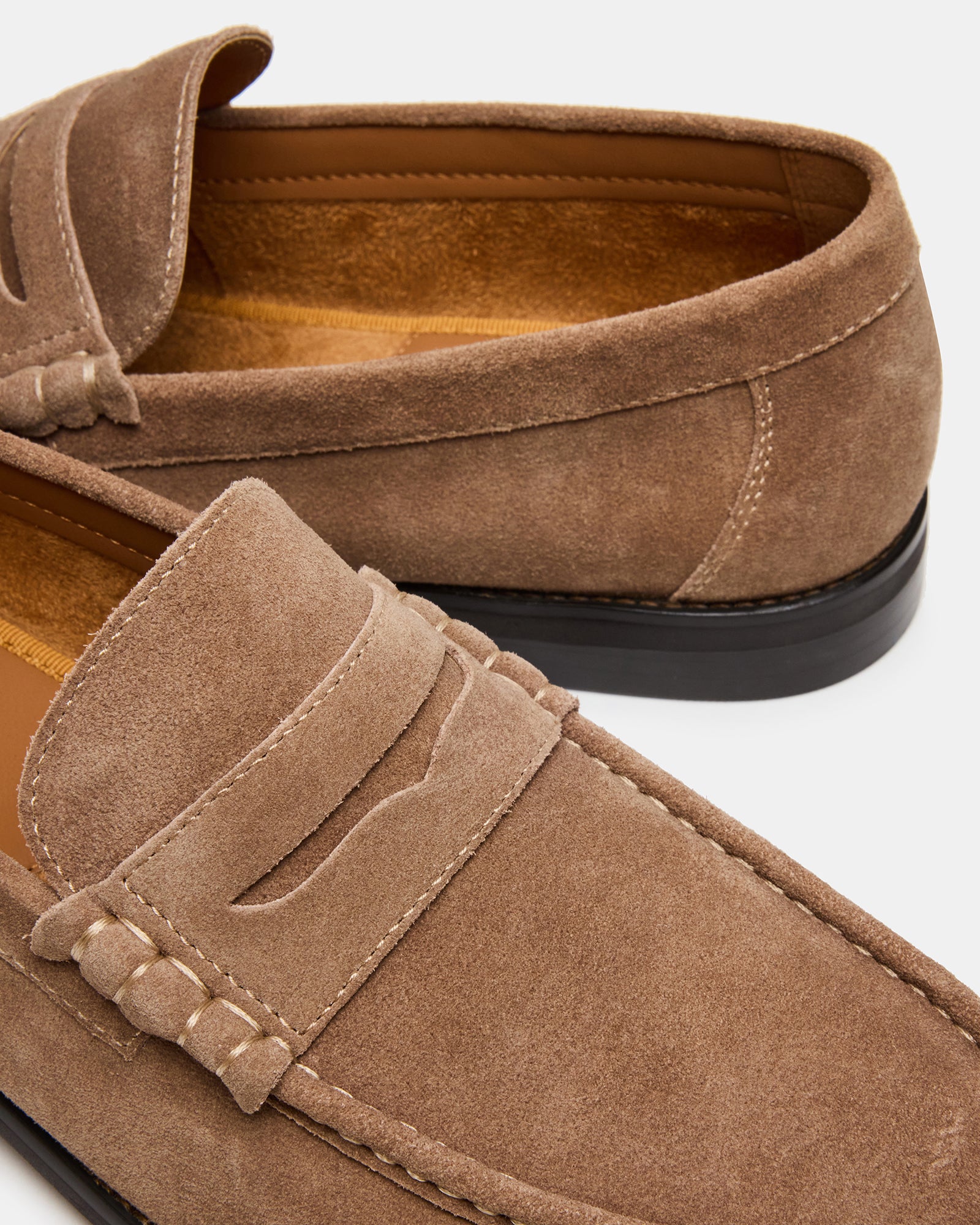 STEVEMADDEN_MENS_HUCKLE_TAUPE-SUEDE_05.jpg