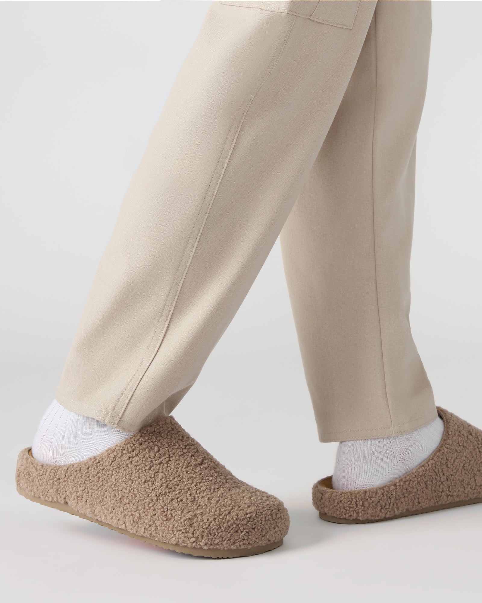 STEVEMADDEN_MENS_JM7818GY_TAUPE_10600.jpg