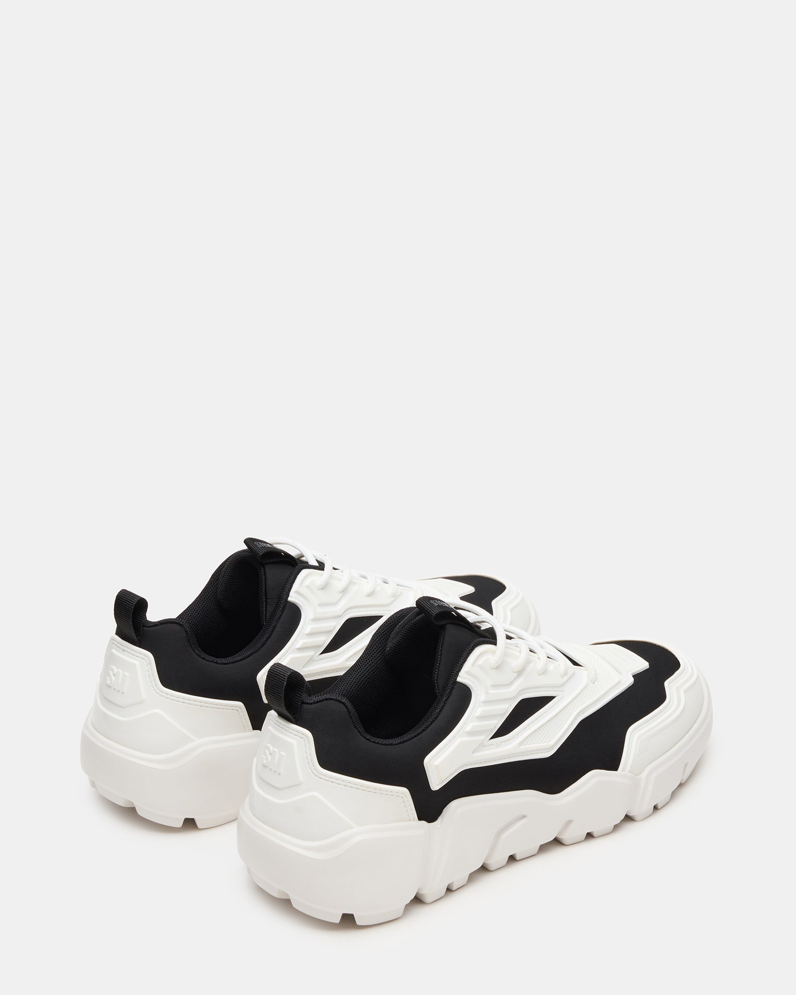 STEVEMADDEN_MENS_PACE_BLACK-WHITE_03.jpg