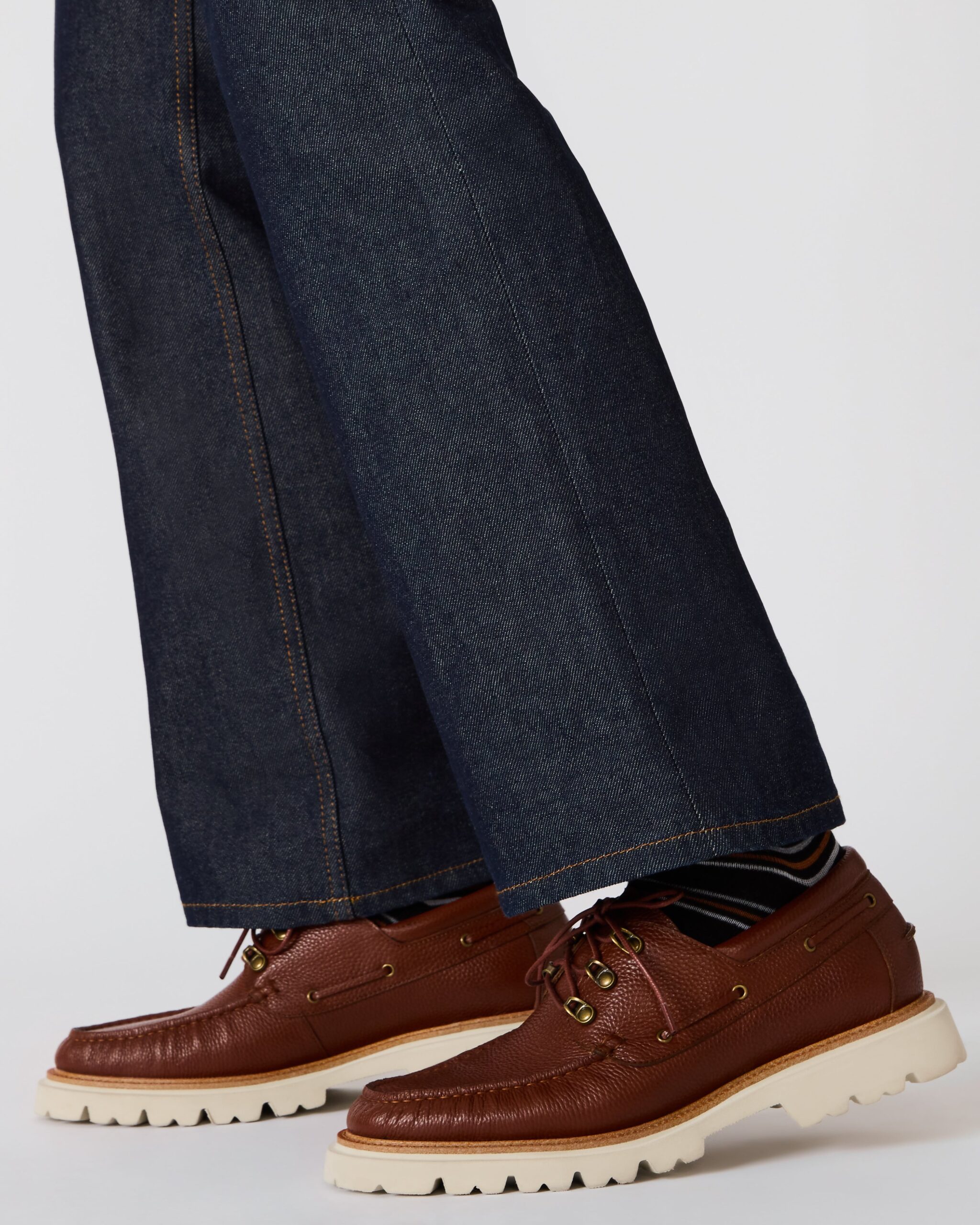 STEVEMADDEN_MENS_VICTOR_COGNAC-LEATHER_0559_d27ffb84-eef2-4c24-a4bc-44474a356f05.jpg