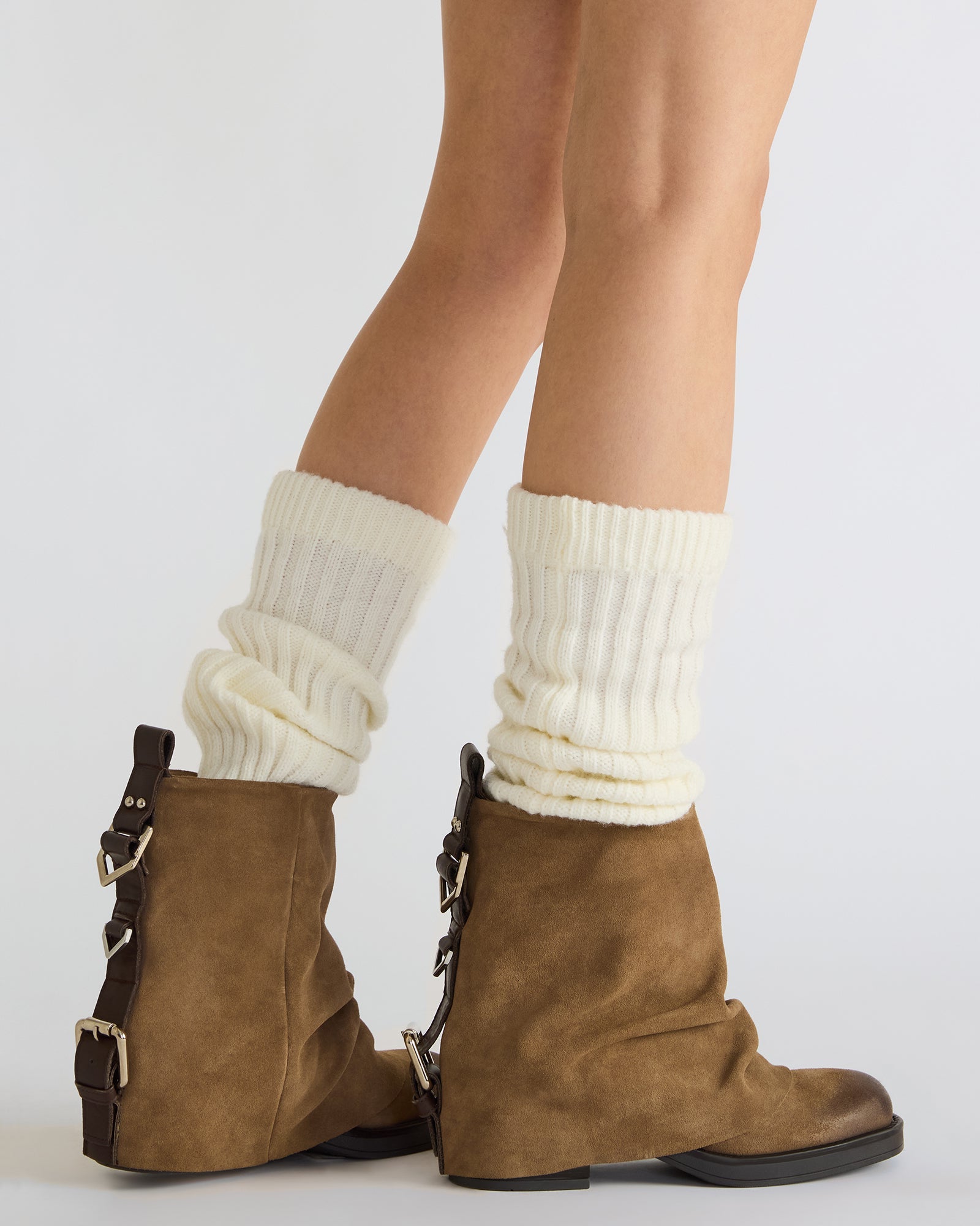 STEVEMADDEN_SHOES_BENJI_TAUPE-SUEDE_4407.jpg