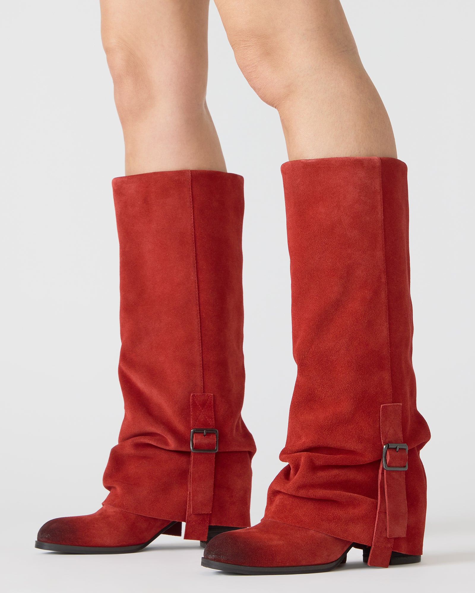 STEVEMADDEN_SHOES_BOZEMAND_RED-SUEDE_0814.jpg