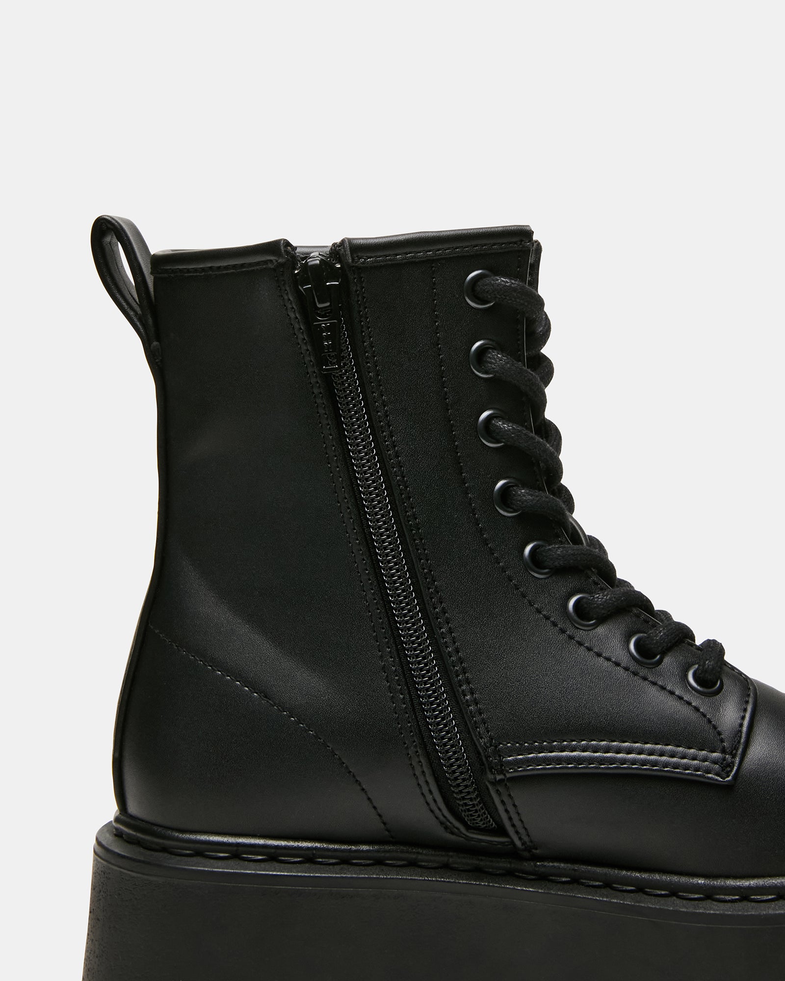 STEVEMADDEN_SHOES_BUFFY_BLACK_05_b5f423e5-ebb5-4f01-abbf-8a1562a41fce.jpg