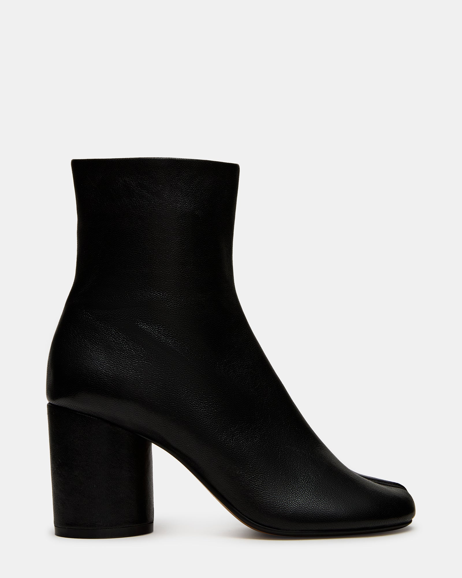 STEVEMADDEN_SHOES_CARO_BLACK-LEATHER_01.jpg