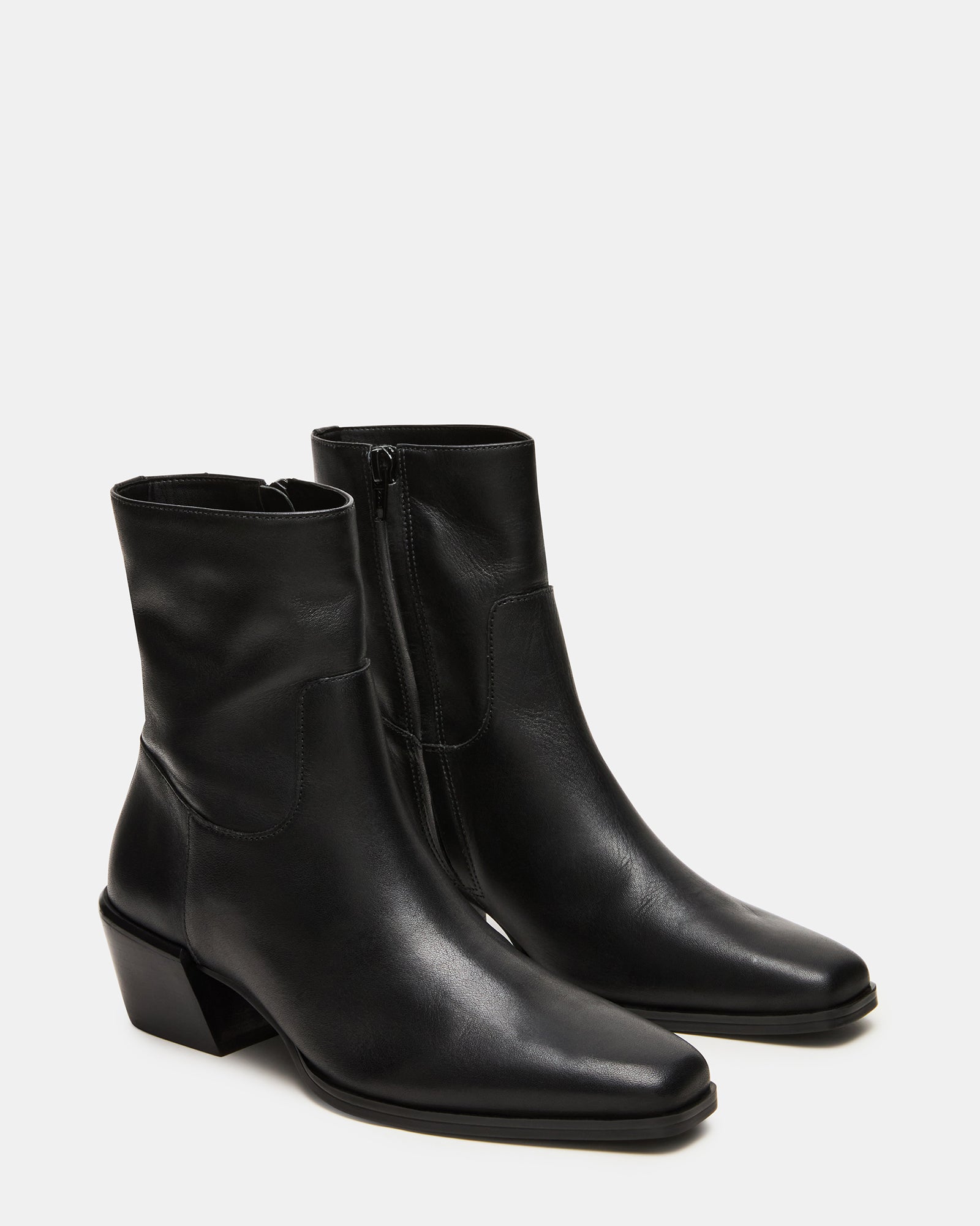 STEVEMADDEN_SHOES_DANEY_BLACK-LEATHER_01.jpg
