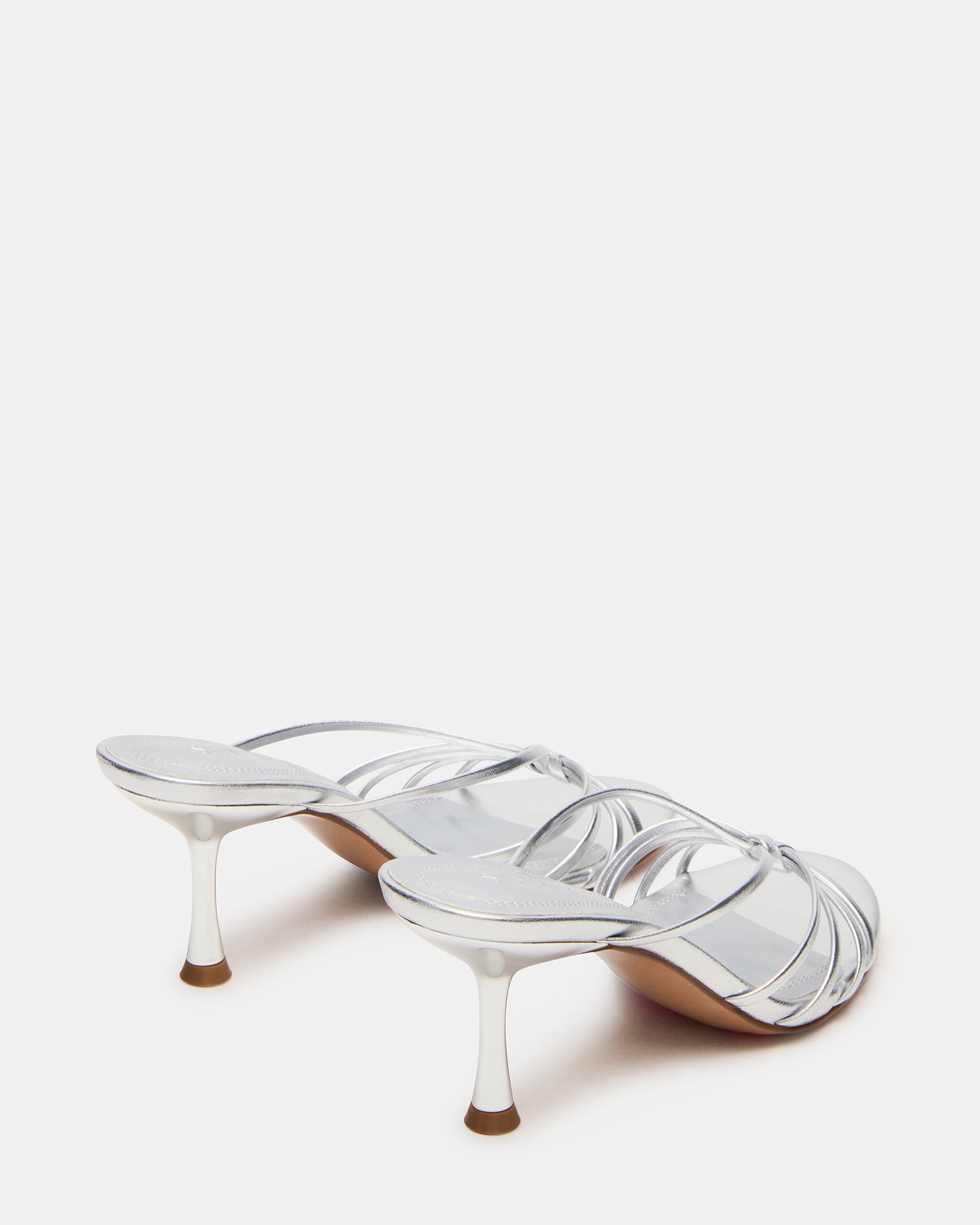 STEVEMADDEN_SHOES_EDNA_SILVER_02.jpg