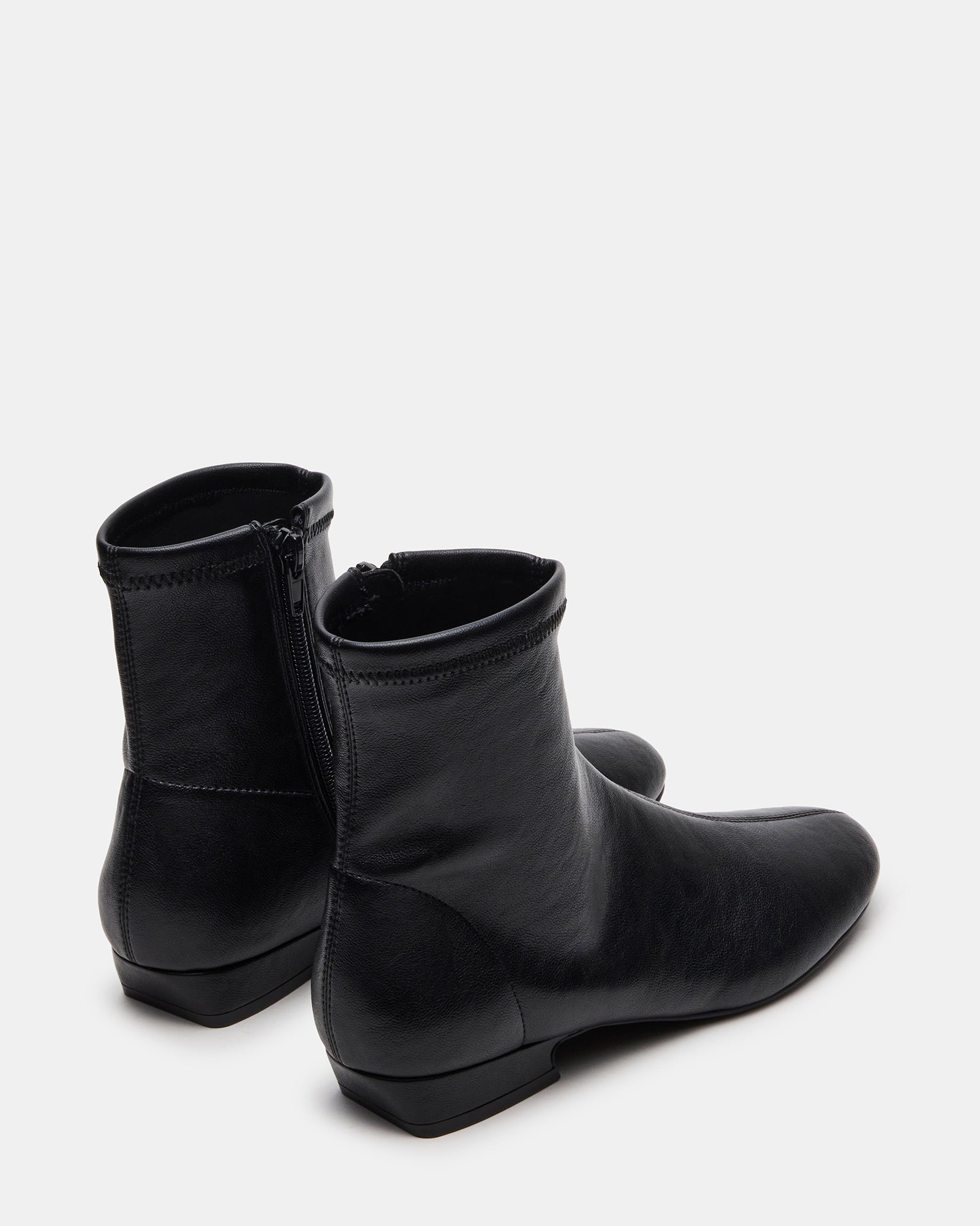 STEVEMADDEN_SHOES_FINCH_BLACK_03.jpg