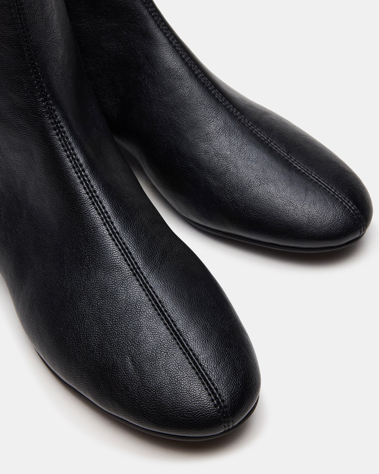 STEVEMADDEN_SHOES_FINCH_BLACK_05.jpg