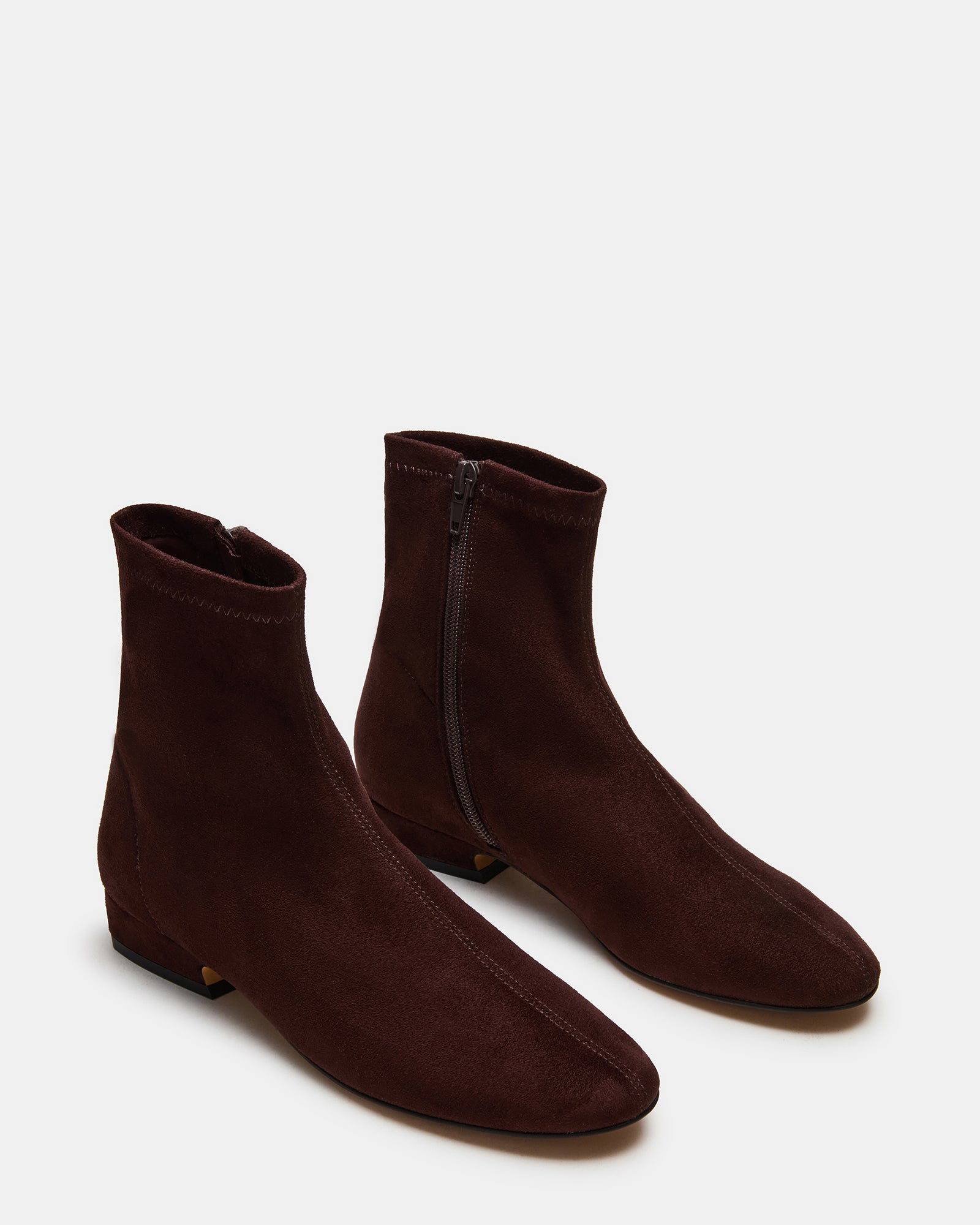 STEVEMADDEN_SHOES_FINCH_BROWN_02.jpg