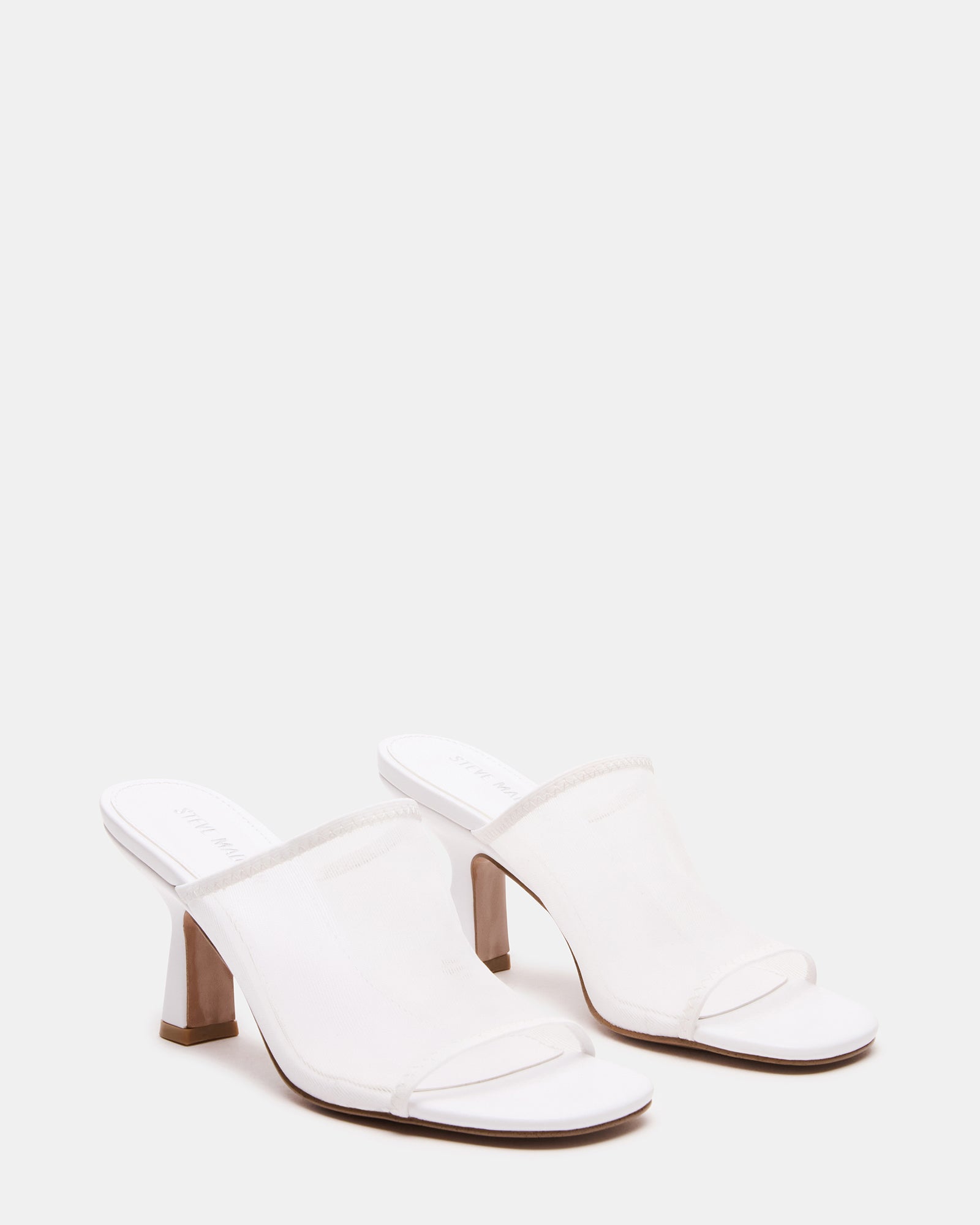 STEVEMADDEN_SHOES_GLEAM_WHITE_02.jpg