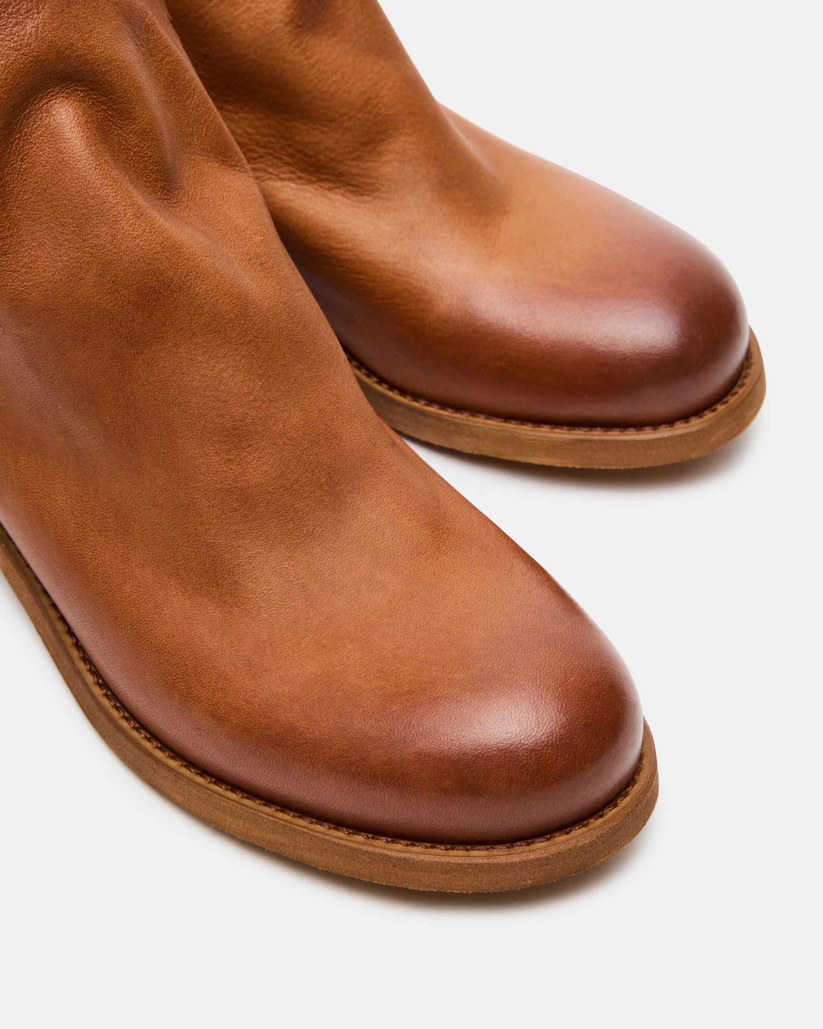 STEVEMADDEN_SHOES_HUGHIE_TAN-LEATHER_05.jpg