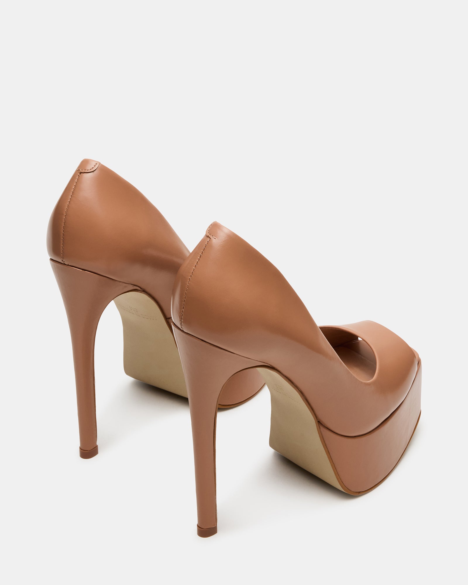 STEVEMADDEN_SHOES_IVES_BLUSH-BOX-LEATHER_03.jpg