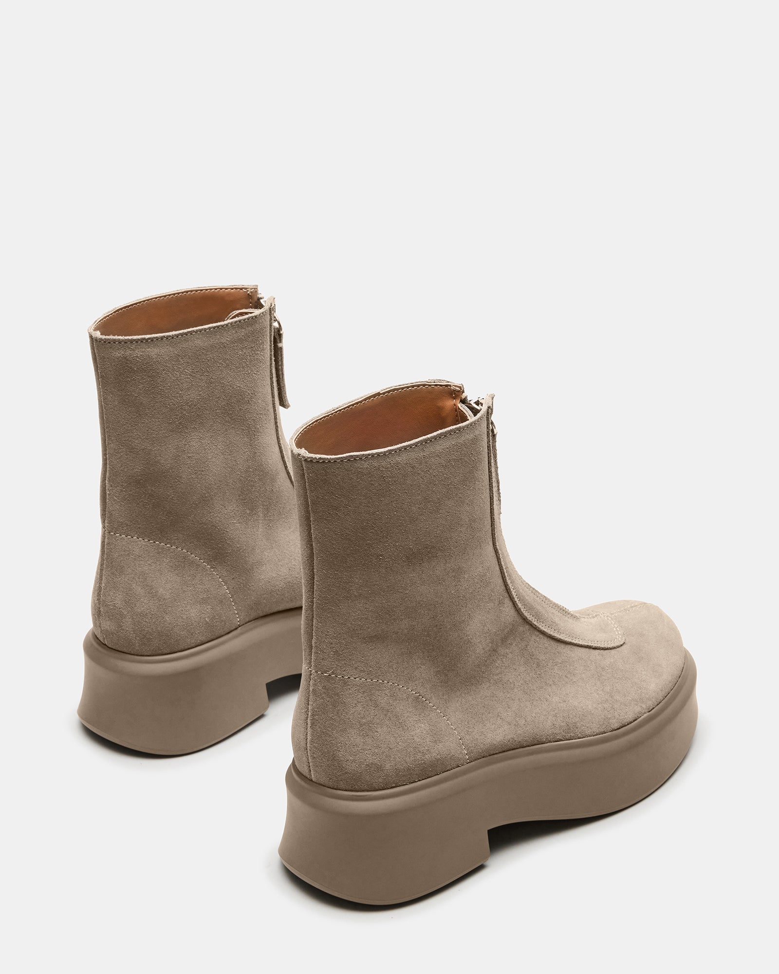 STEVEMADDEN_SHOES_JONES_GREY-SUEDE_03_10fb6a9b-654c-4d00-9964-39283b48be39.jpg
