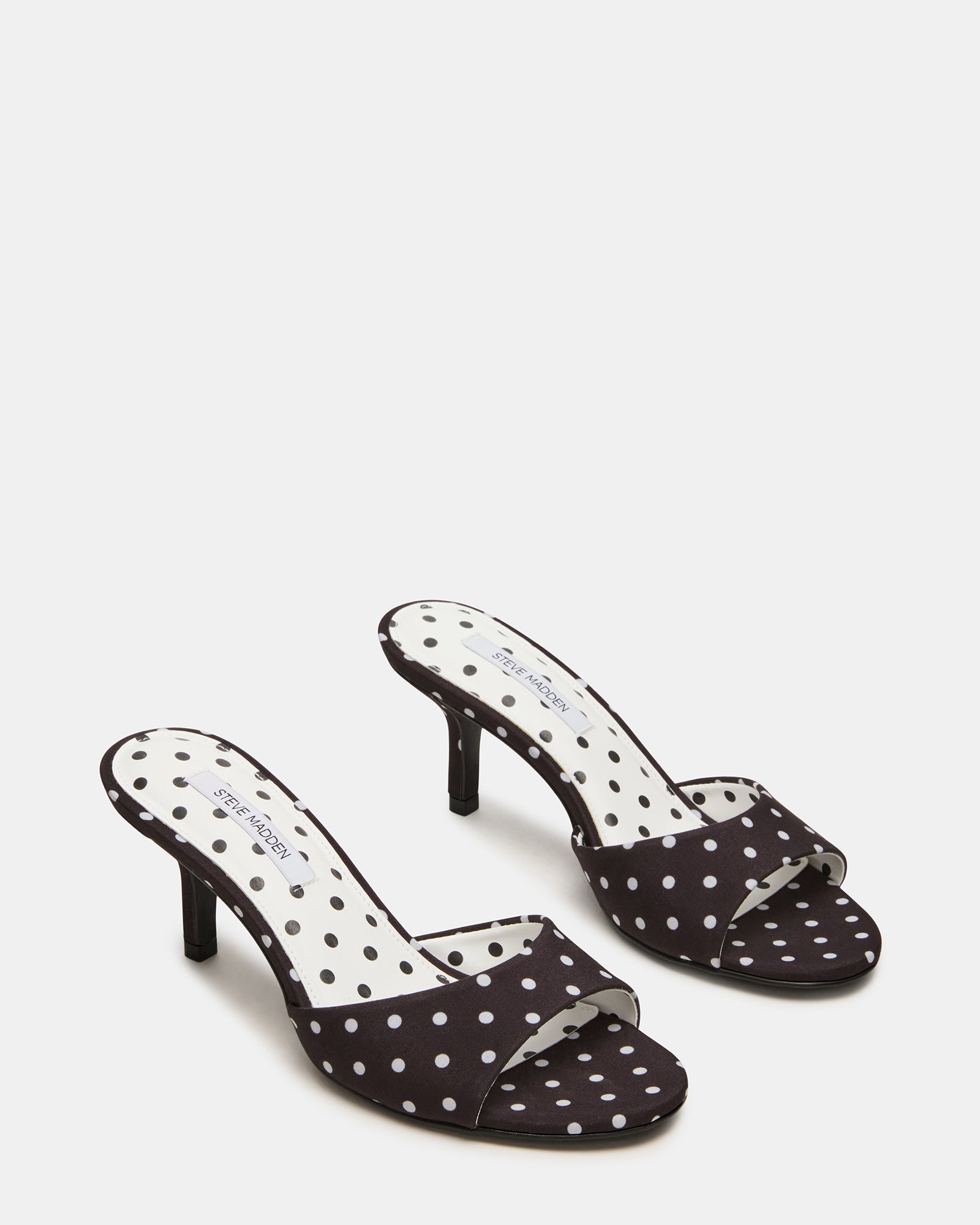 STEVEMADDEN_SHOES_KENDRIX_BLACK-WHITE_02.jpg