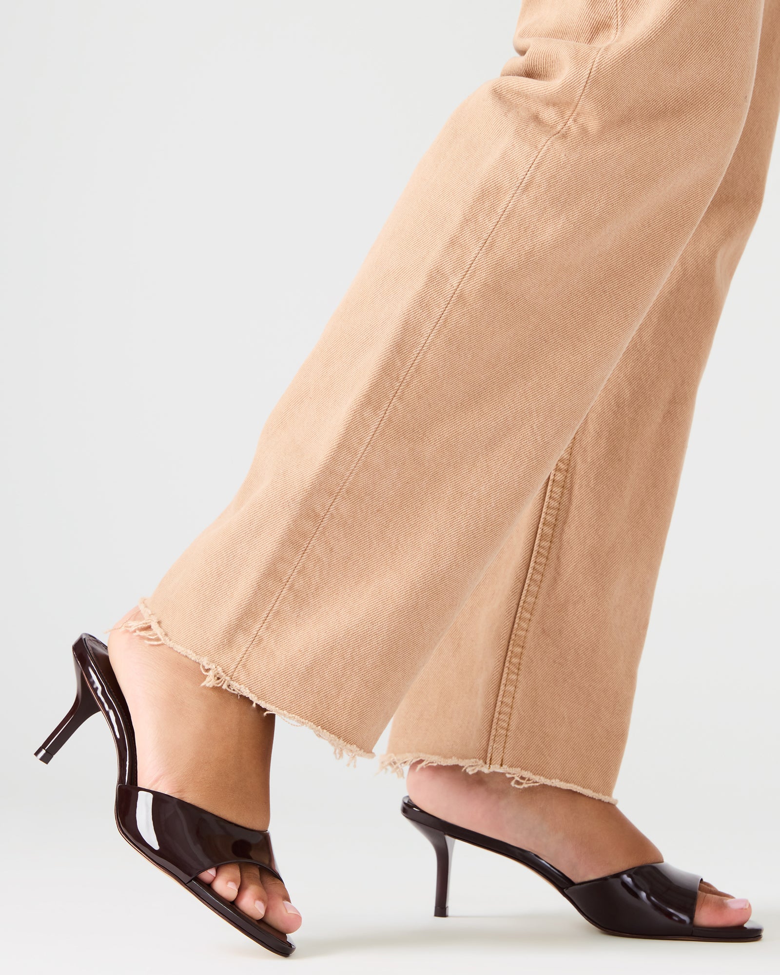 STEVEMADDEN_SHOES_KENDRIX_BROWN-LEATHER_0219_ac27dcca-87c3-482a-baba-76c0fb618aa3.jpg