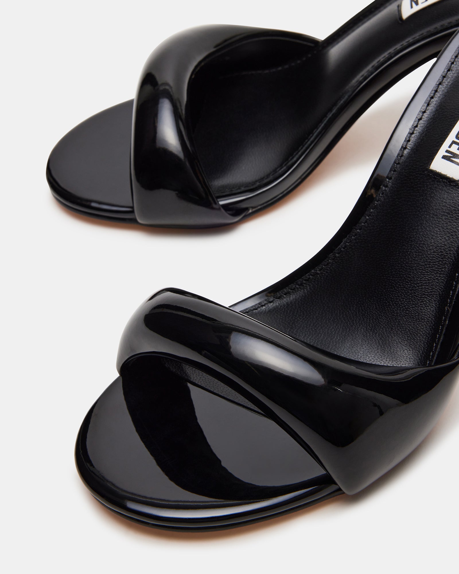 STEVEMADDEN_SHOES_KIERAN_BLACK-PATENT_05.jpg