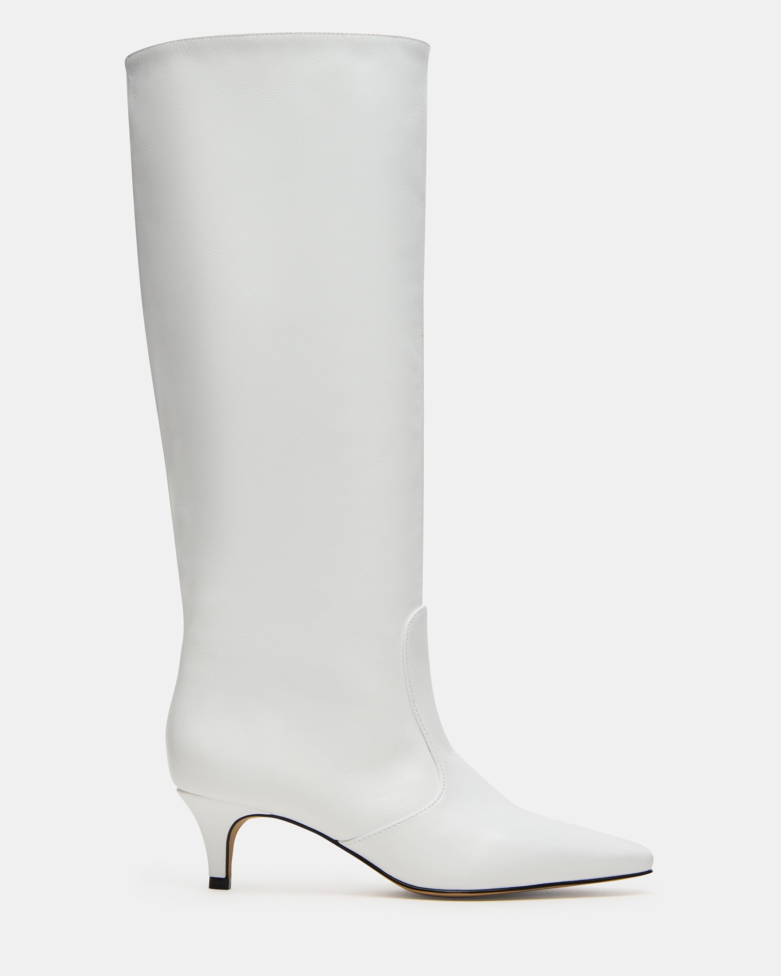 STEVEMADDEN_SHOES_LANDER_WHITE-LEATHER_40af7719-298b-4ada-ab81-11ed83203918.jpg