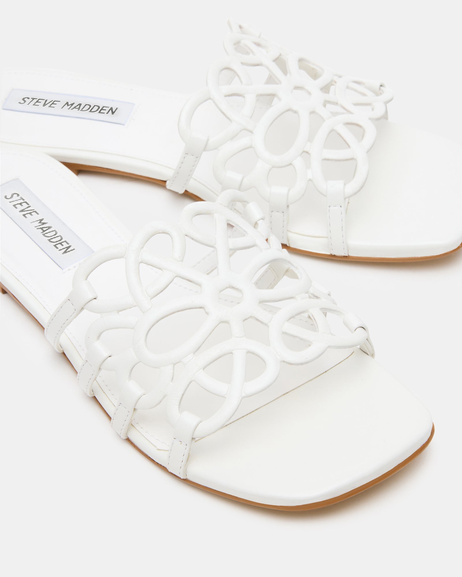 STEVEMADDEN_SHOES_LOTUS_SUMMER-WHITE_05.jpg