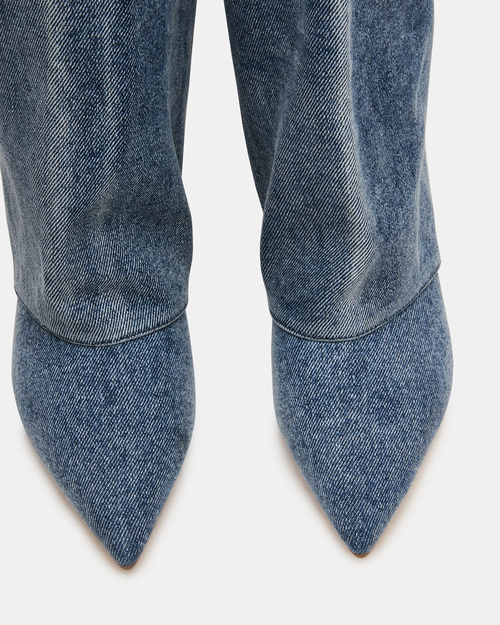 STEVEMADDEN_SHOES_LUCA-D_DENIM-FABRIC_03.jpg