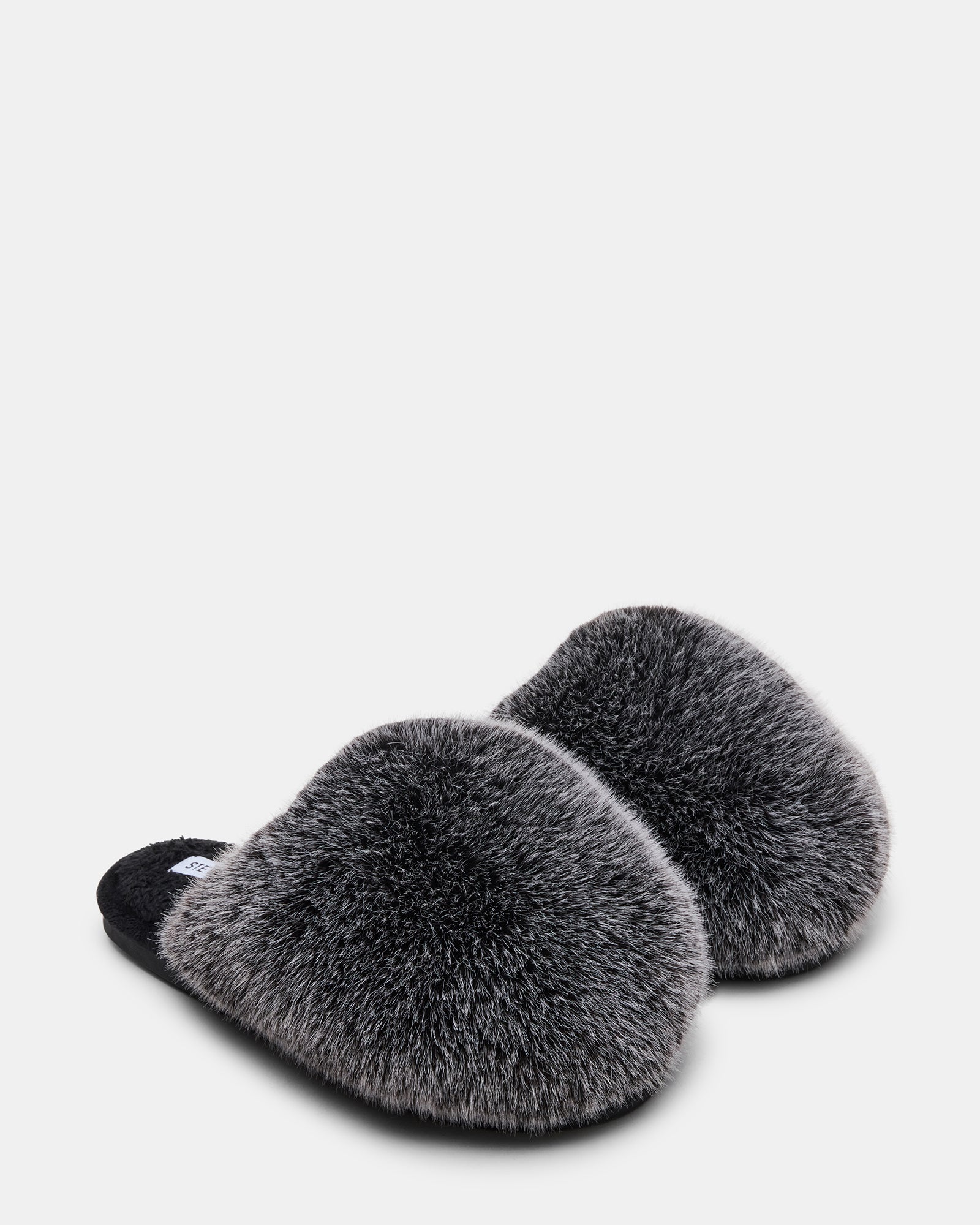 STEVEMADDEN_SHOES_POOF_GREY_02.jpg