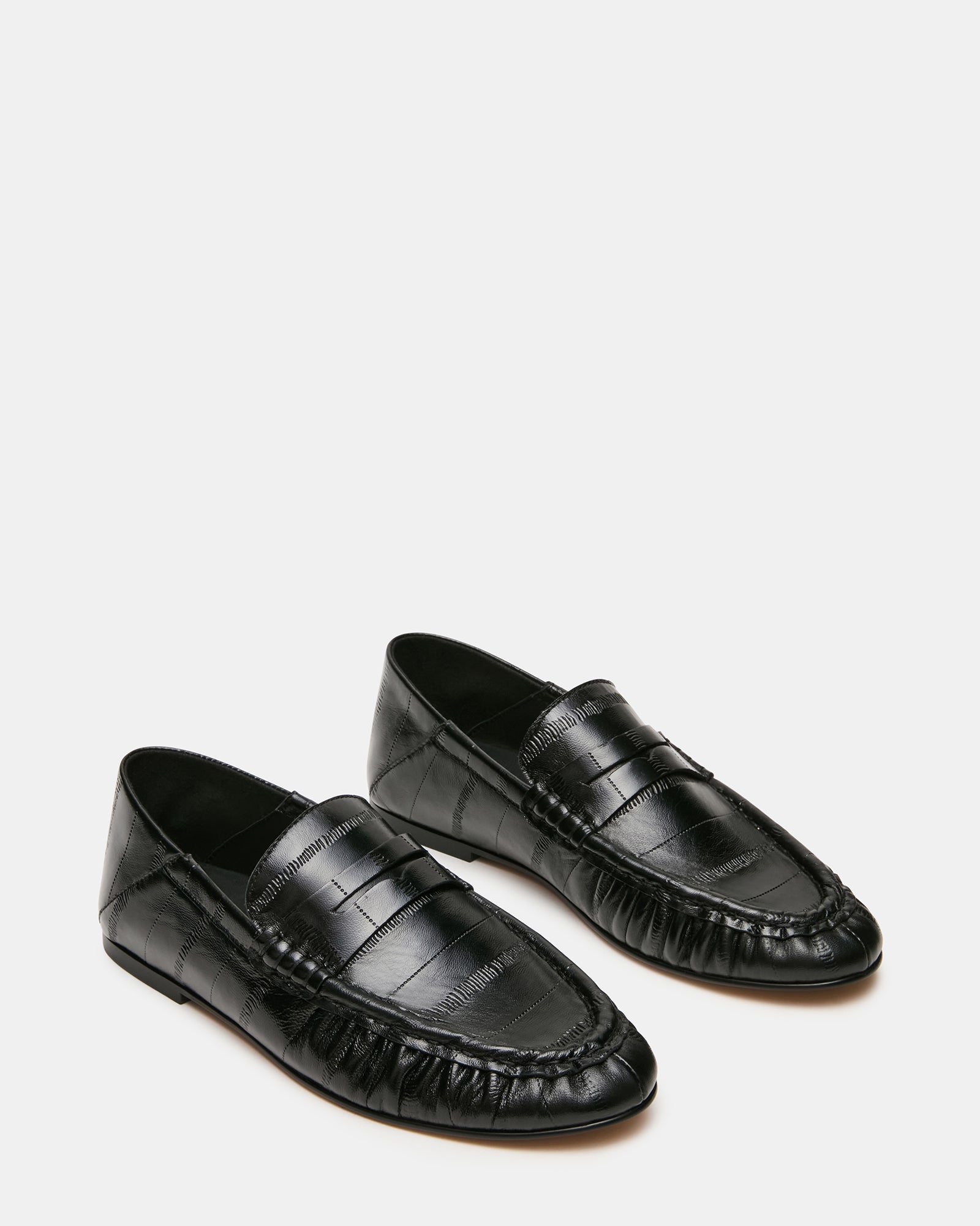 STEVEMADDEN_SHOES_ROGER_BLACK-EEL_02.jpg
