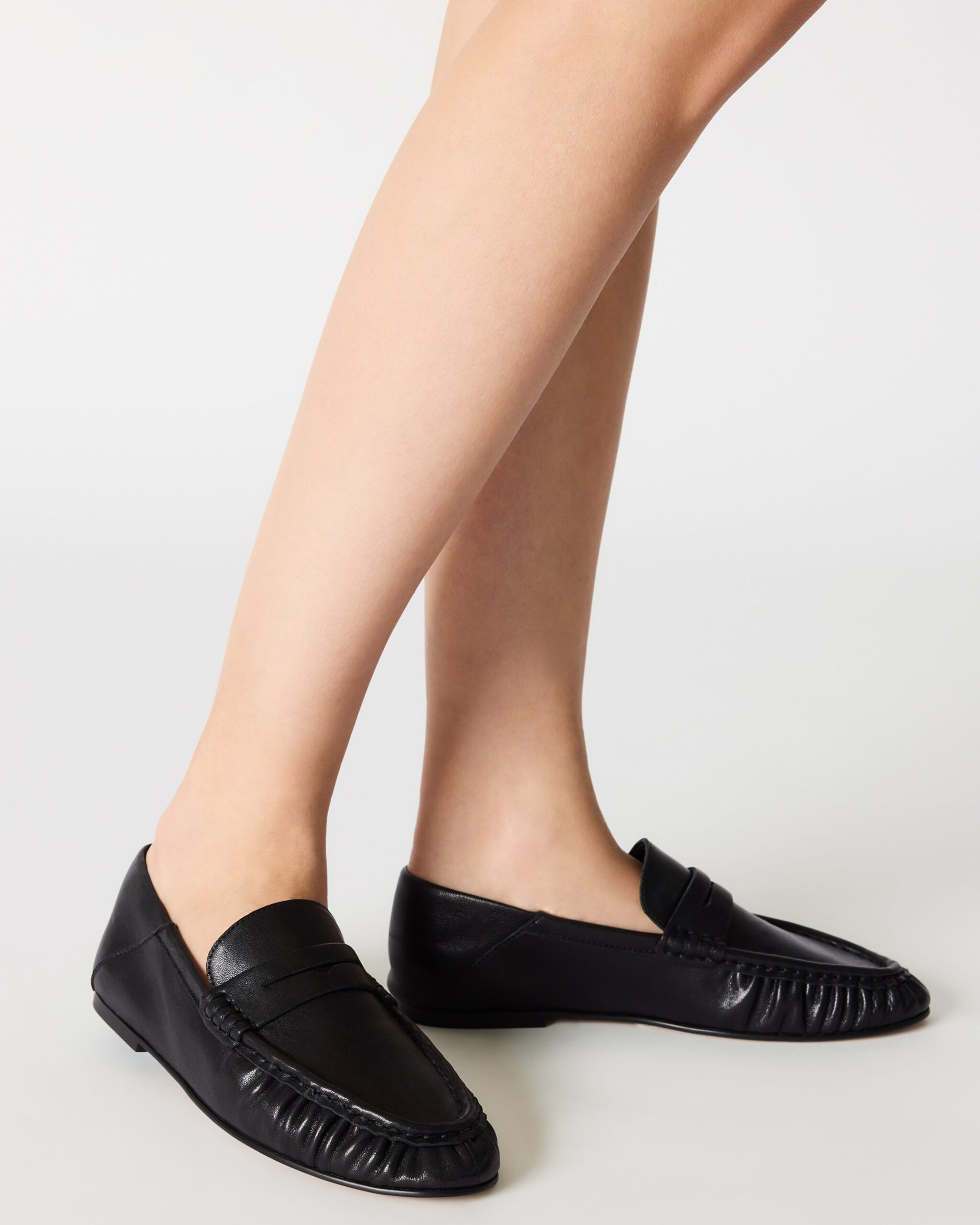 STEVEMADDEN_SHOES_ROGER_BLACK-LEATHER_0941_10183ccc-20b0-467c-a36d-0c0cfc863a68.jpg