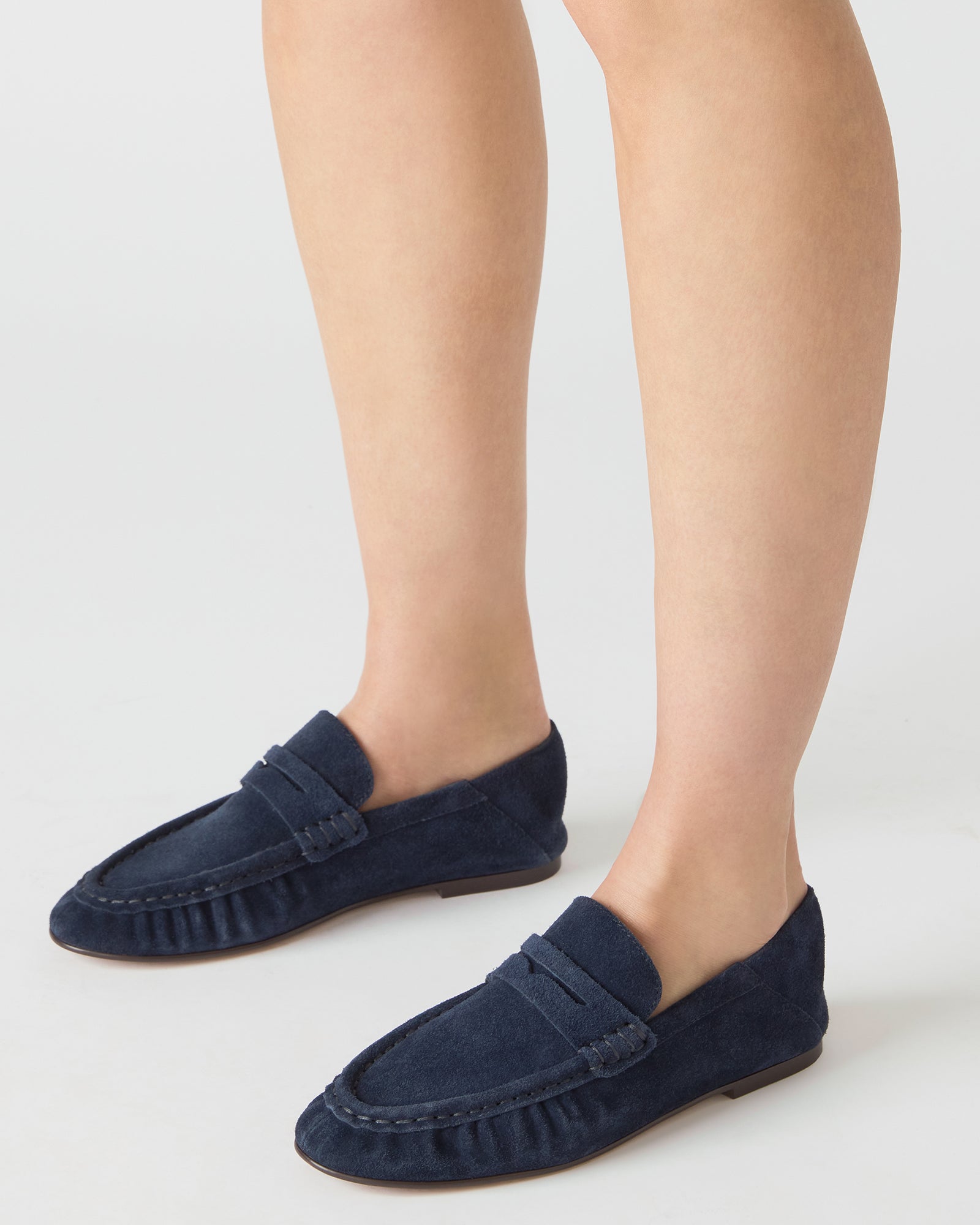 STEVEMADDEN_SHOES_ROGER_NAVY-SUEDE_0598.jpg