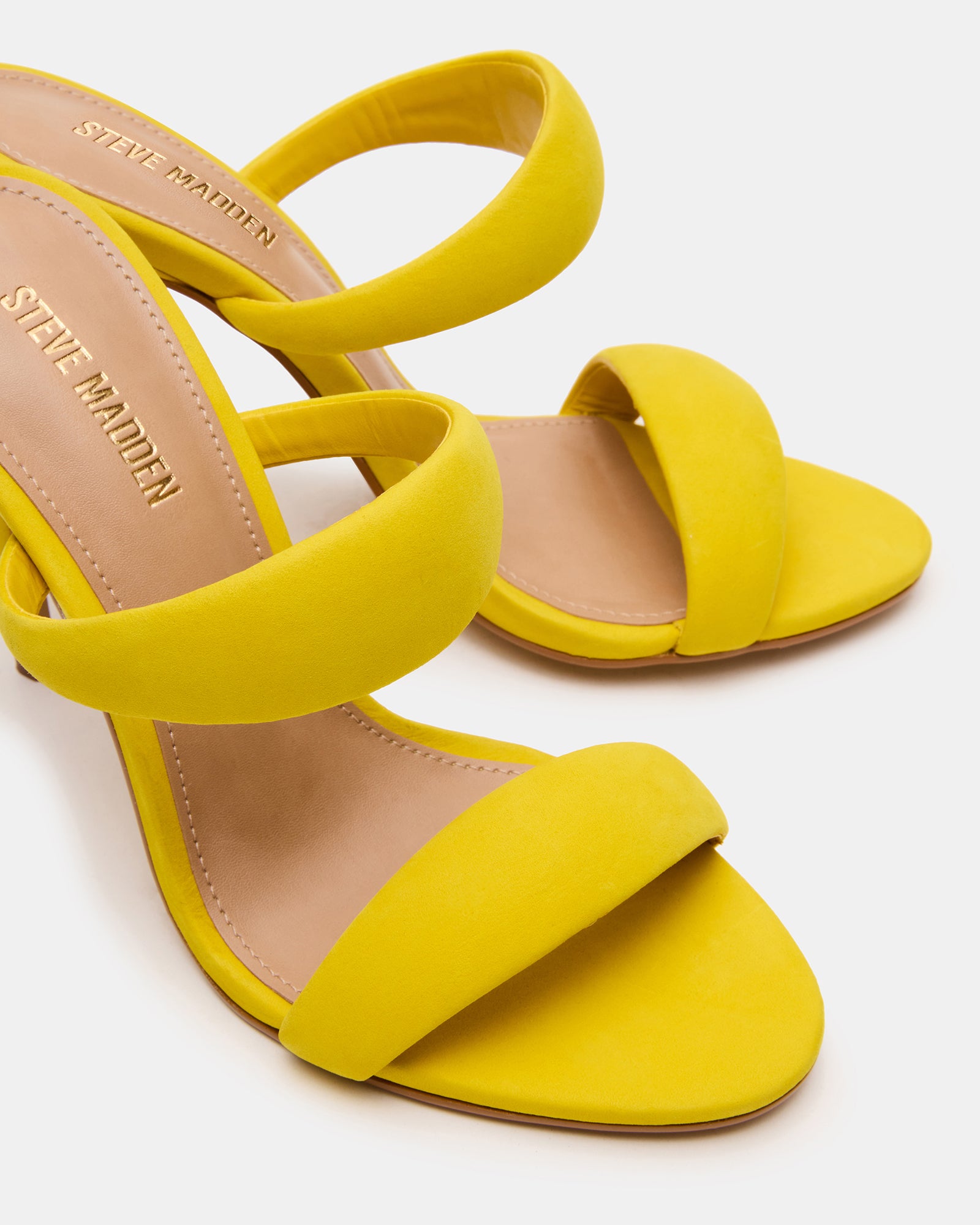 STEVEMADDEN_SHOES_SATURN_YELLOW_05.jpg