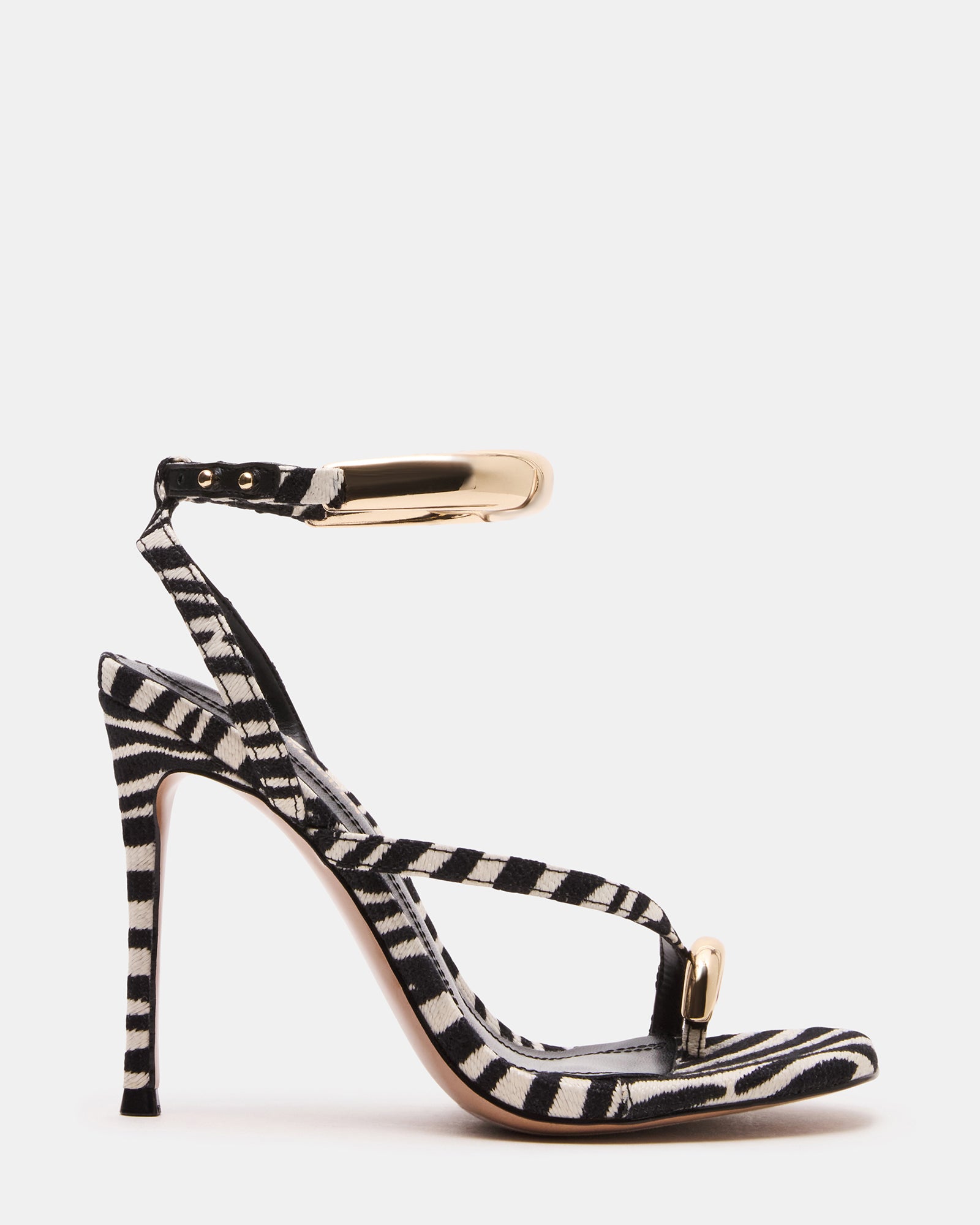 STEVEMADDEN_SHOES_TIA_ZEBRA_01.jpg
