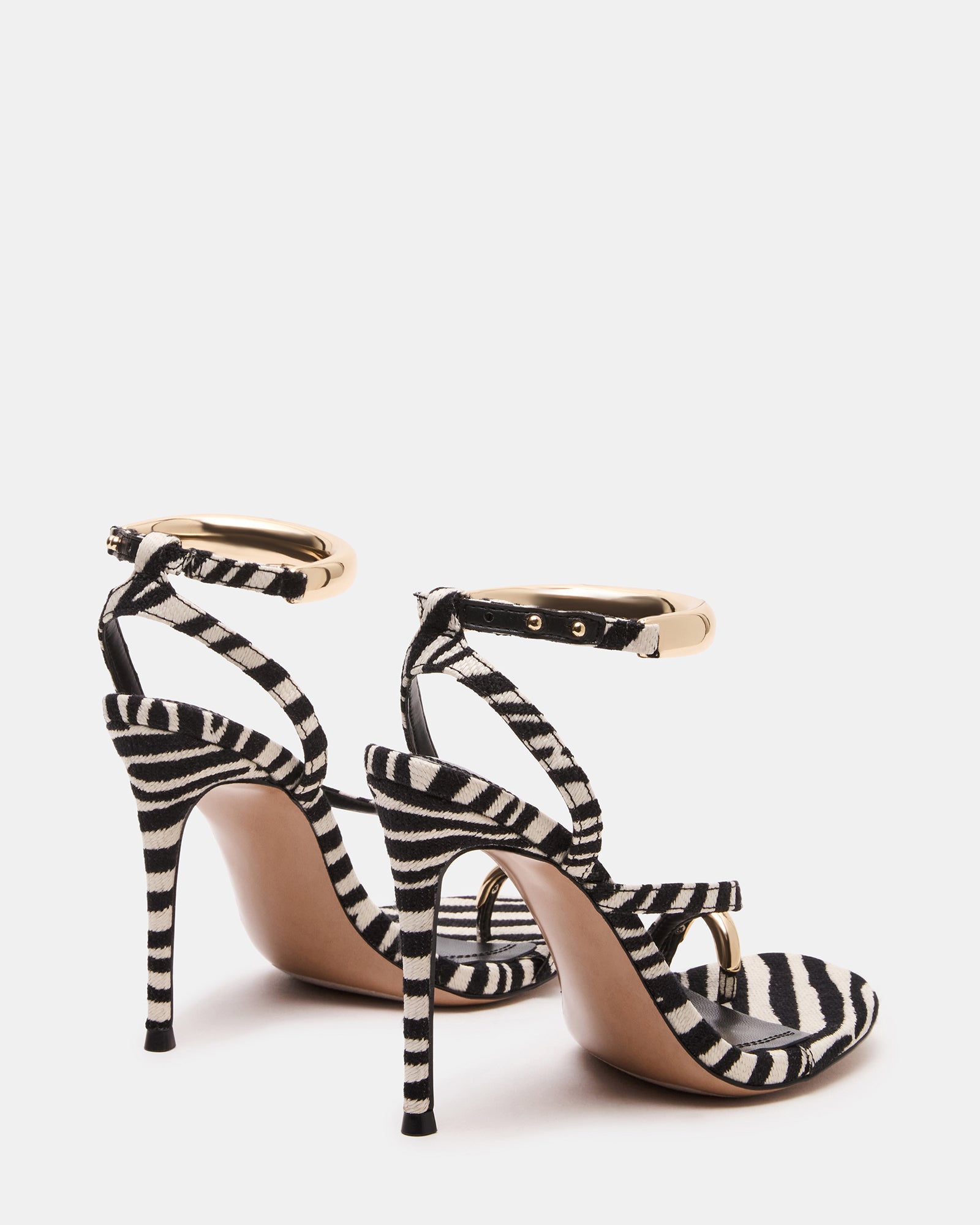 STEVEMADDEN_SHOES_TIA_ZEBRA_03.jpg