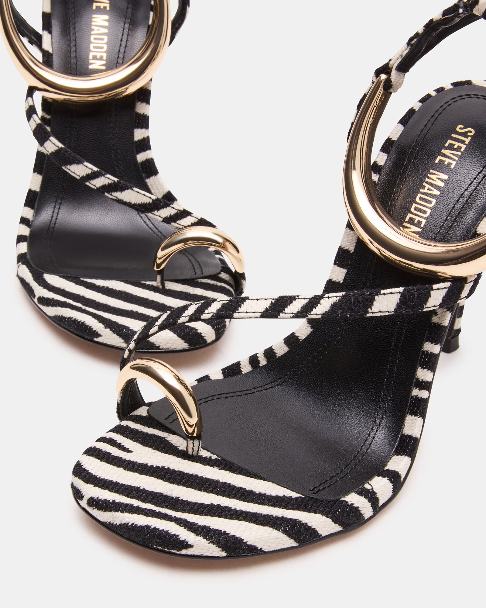 STEVEMADDEN_SHOES_TIA_ZEBRA_05.jpg