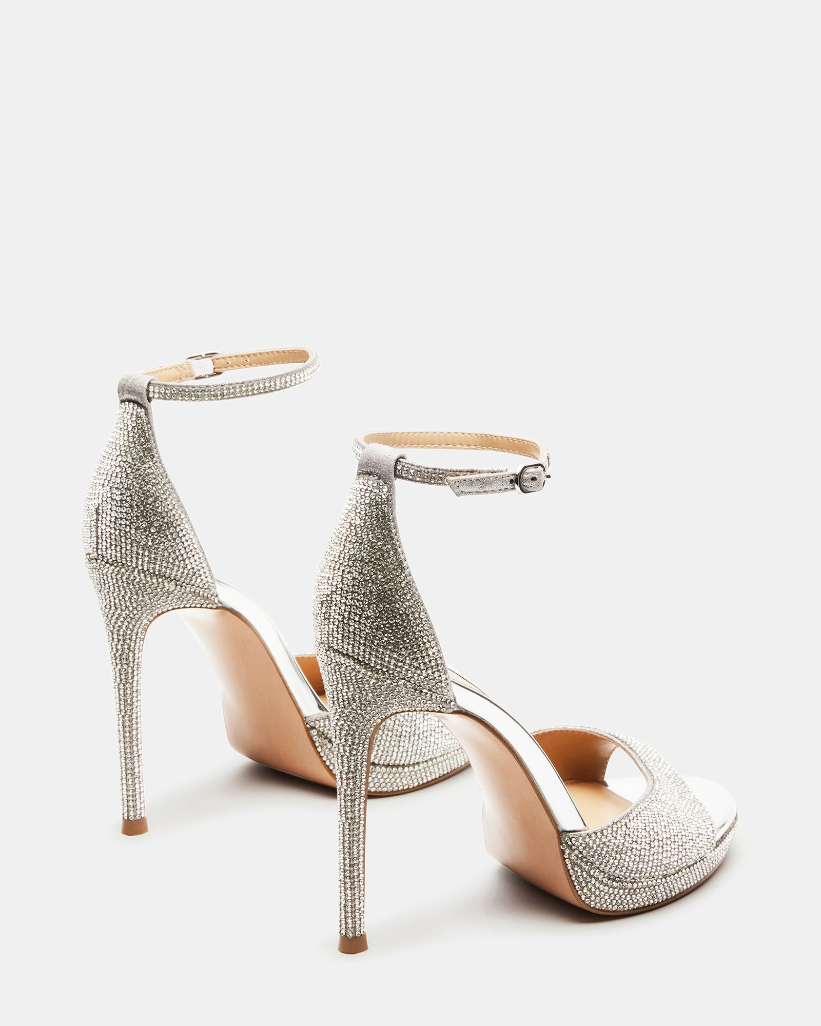 STEVEMADDEN_SHOES_WILEY-R_SILVER_03_d59a5914-ffd2-4b98-b9bf-61d63968bd52.jpg