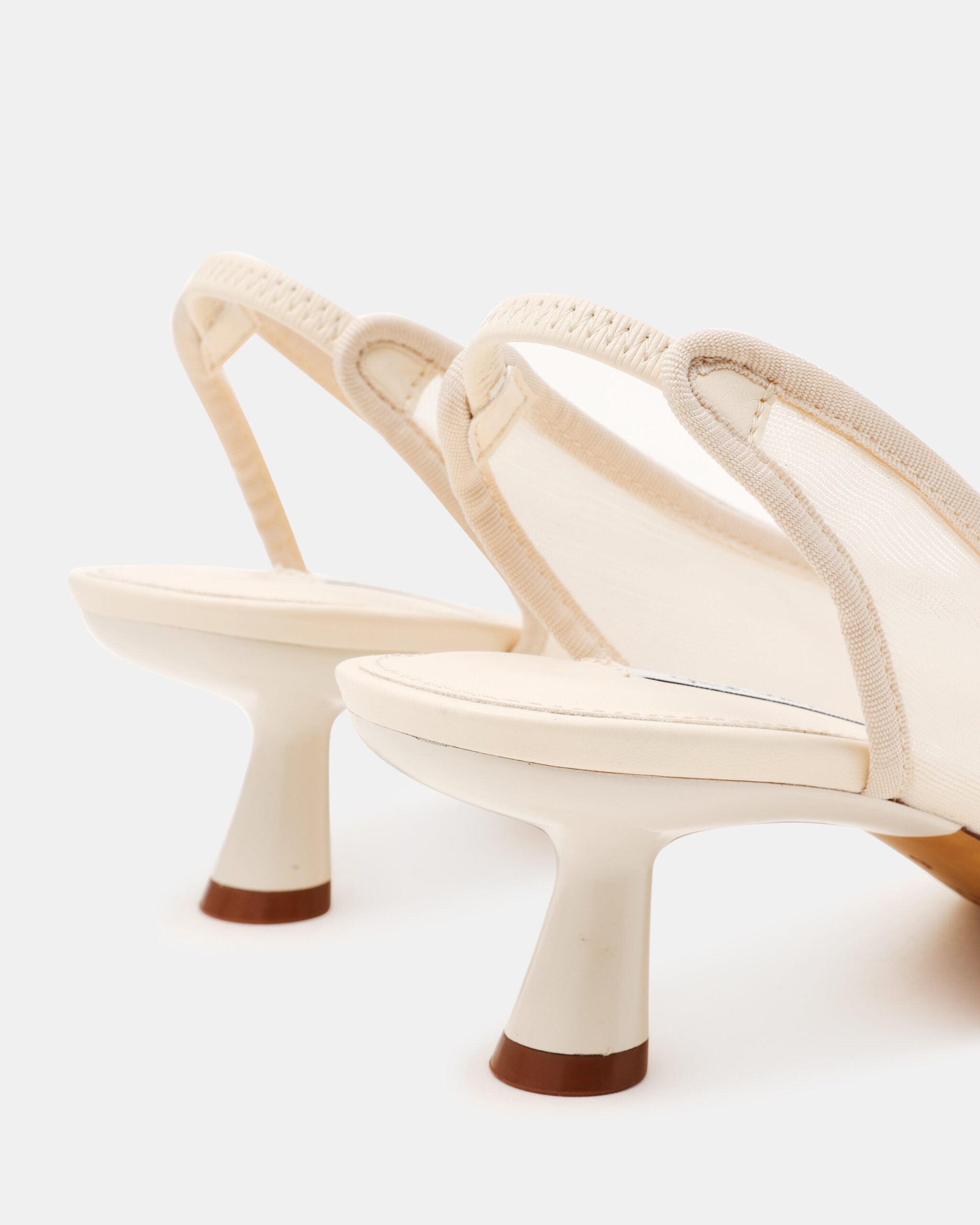 STEVEMADDEN_SHOES_XTRA_BONE05.jpg
